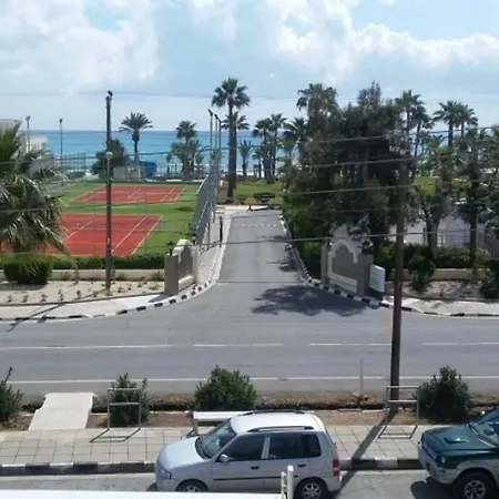 公寓 2 Bedroom Sea View *
